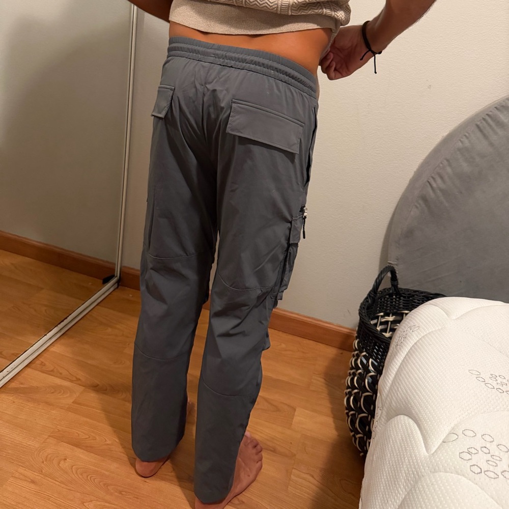 H&M cargo pants - Picture 3 of 11